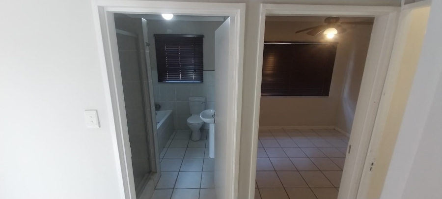 4 Bedroom Property for Sale in Gonubie Eastern Cape
